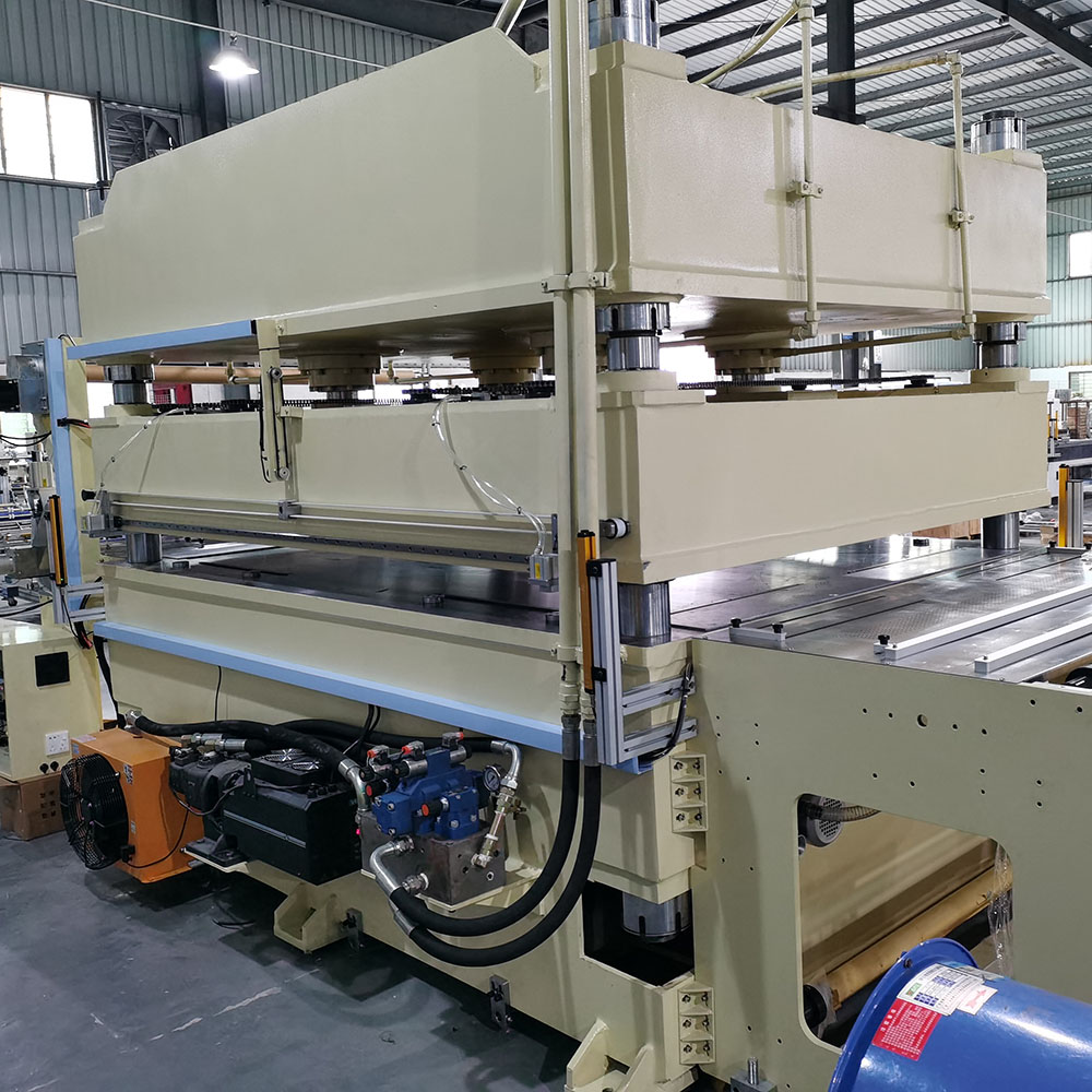 ��ߴ�Һѹģ�л� JG-2500*1600