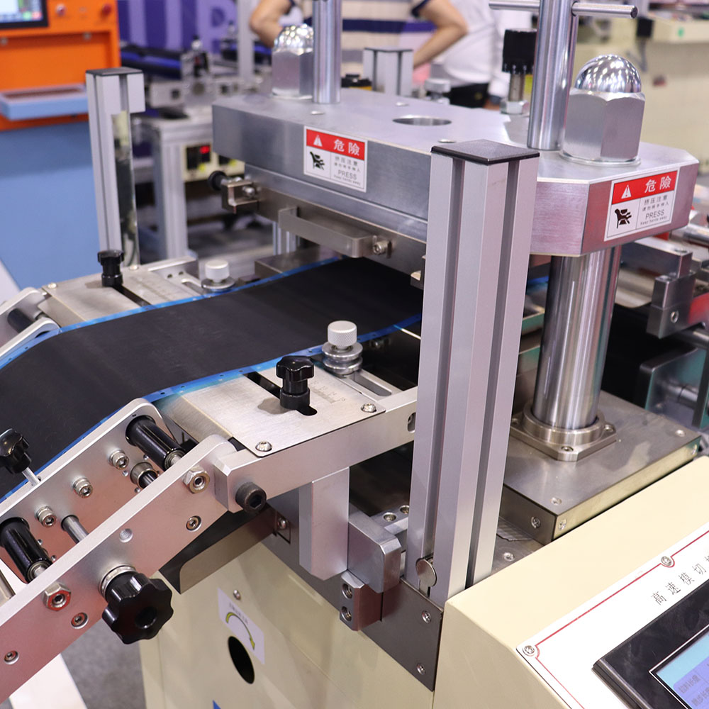 �߾�����λģ�л� JT-D250